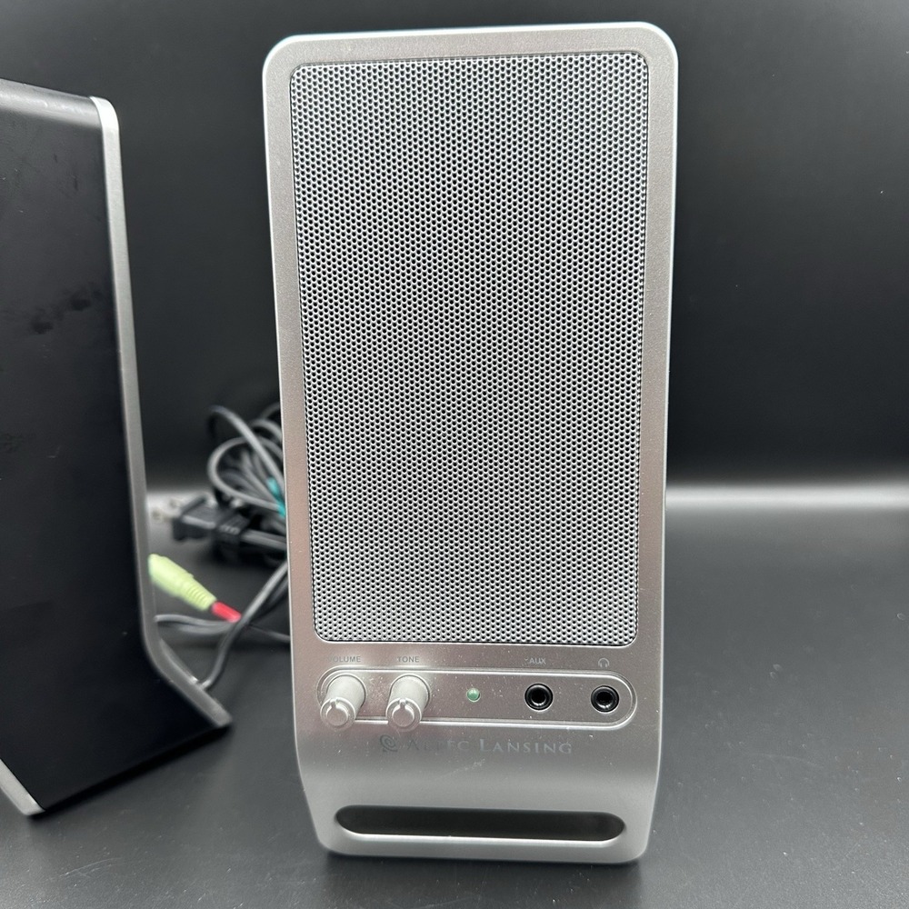 Altec Lancing Vs2320 Powered Computer Speakers 2.0 Tested Ok - Picture 2 of 8